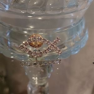 Rhinestone Fish Pin